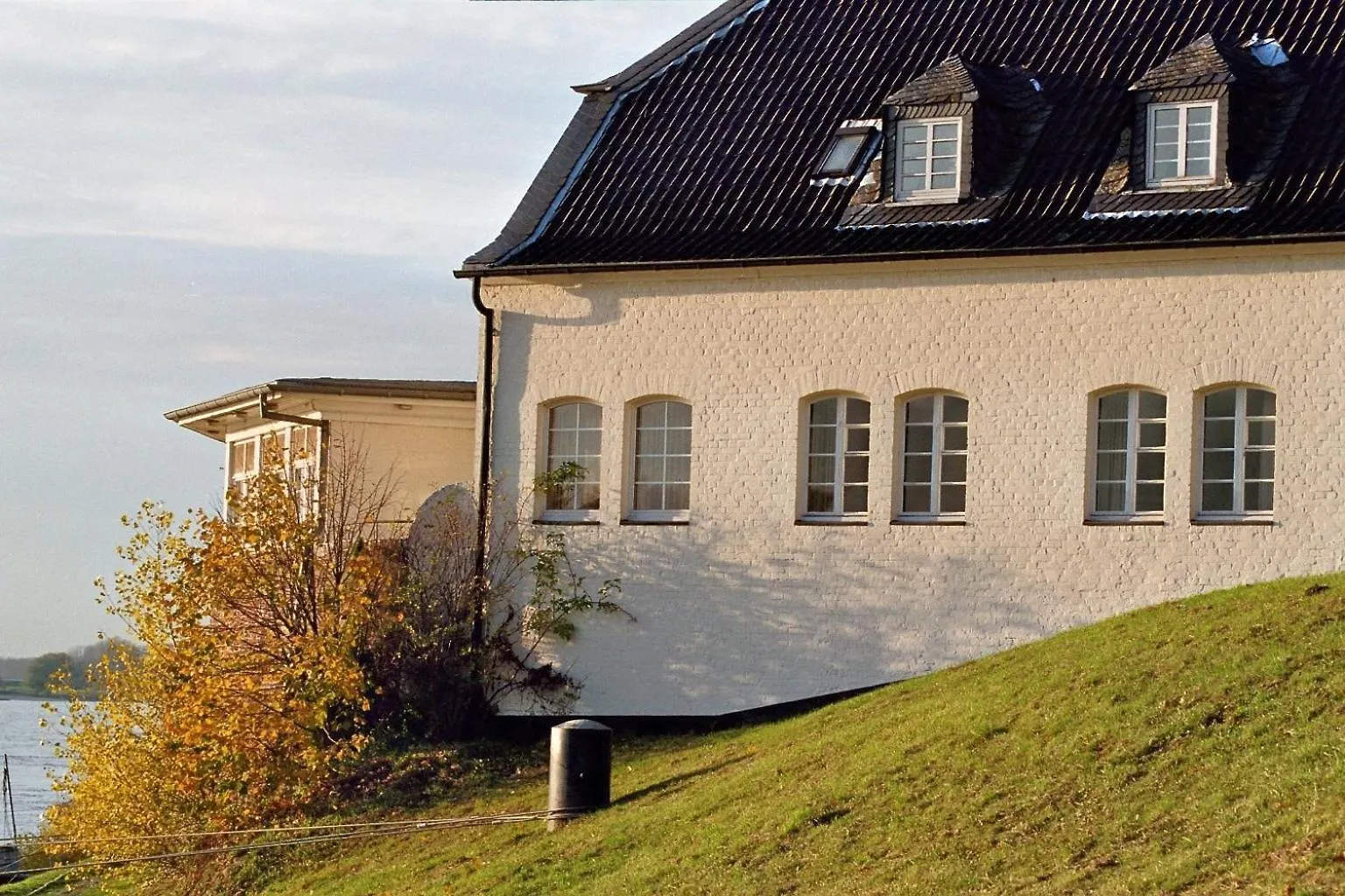 **  Hotel Schnellenburg Düsseldorf Deutschland